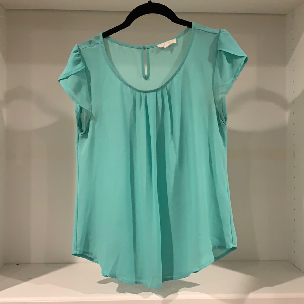 Size S light aqua cap sleeve blouse